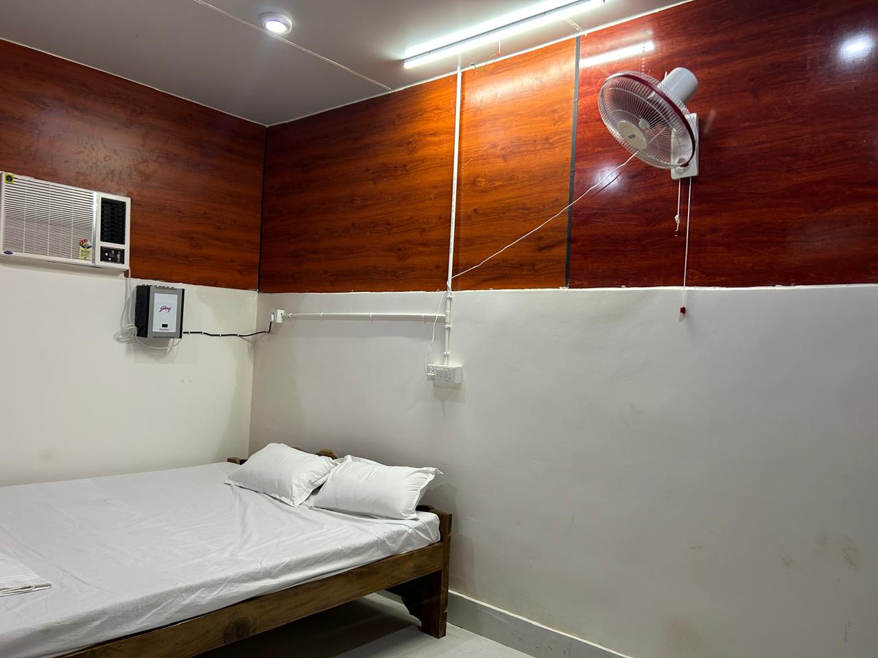 hotel-img