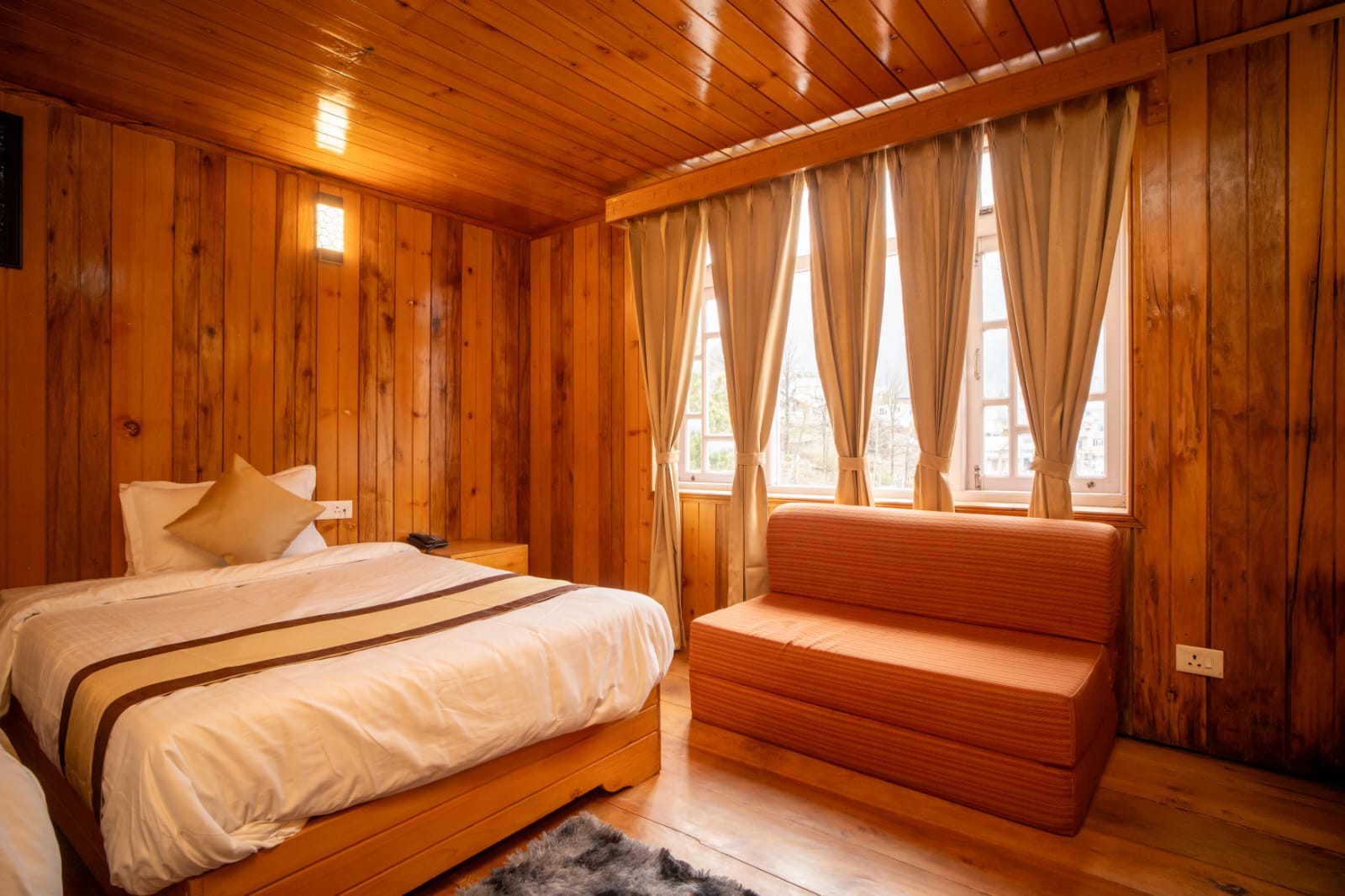 hotel-img