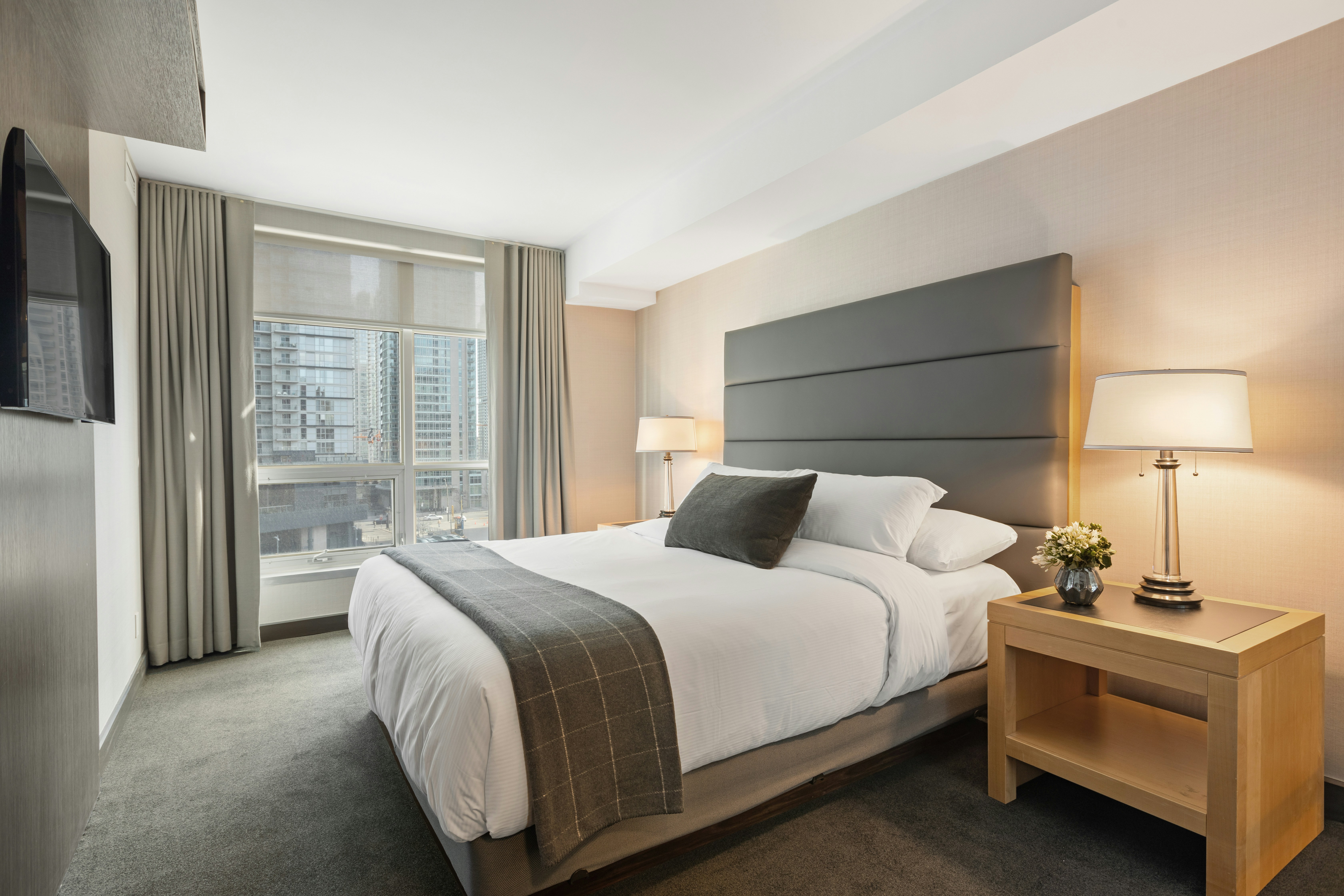 hotel-img