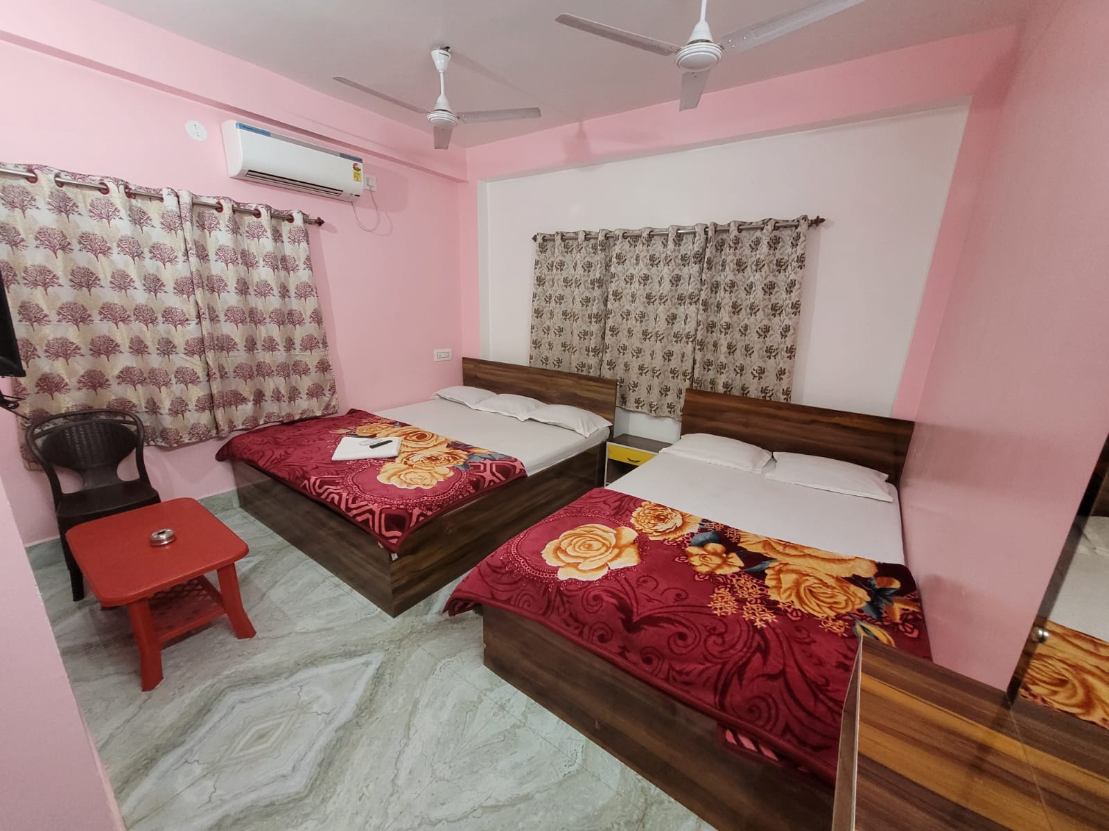 hotel-img