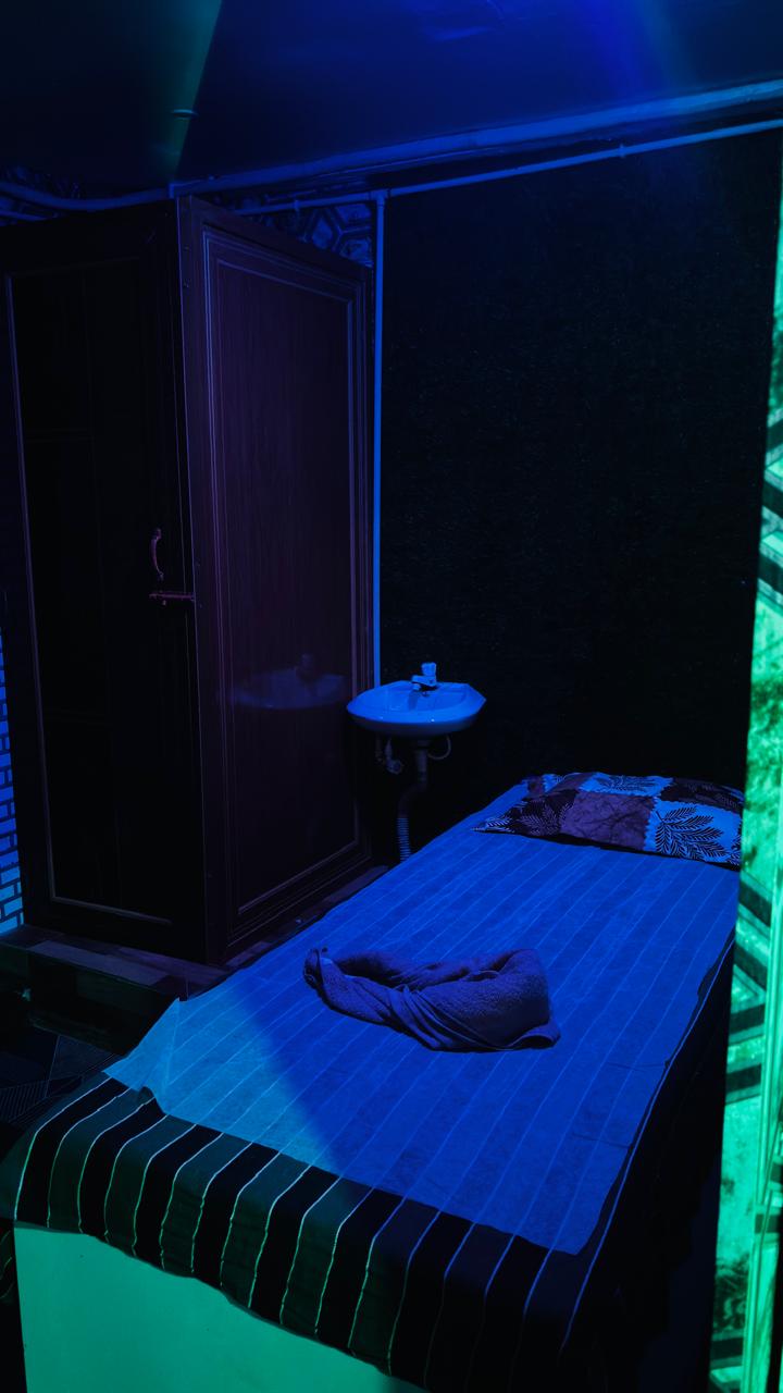 hotel-img