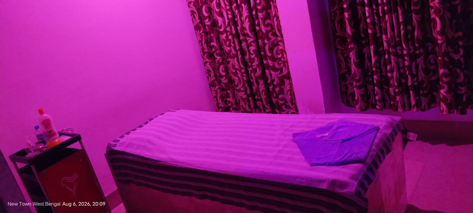 hotel-img